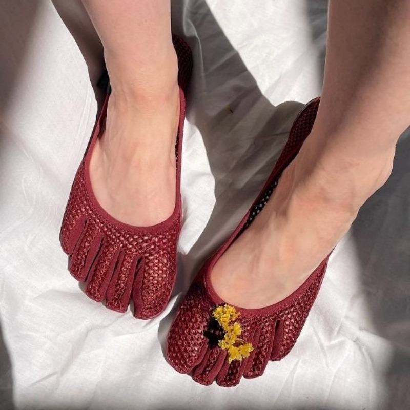Split-toed shoes V-Soul five-f - огляд і ціна Pilates V Yoga