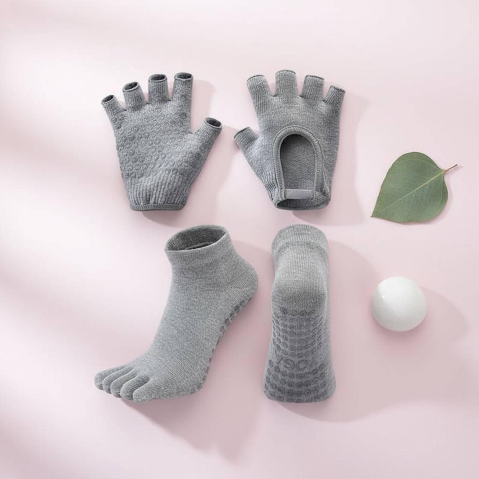 Women Sport Socks Silica Grip  - огляд і ціна Pilates Yoga Classes